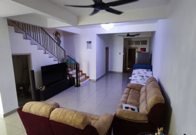 Albury 2 @ Mahkota Hills