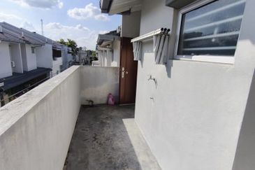 Albury 2 @ Mahkota Hills