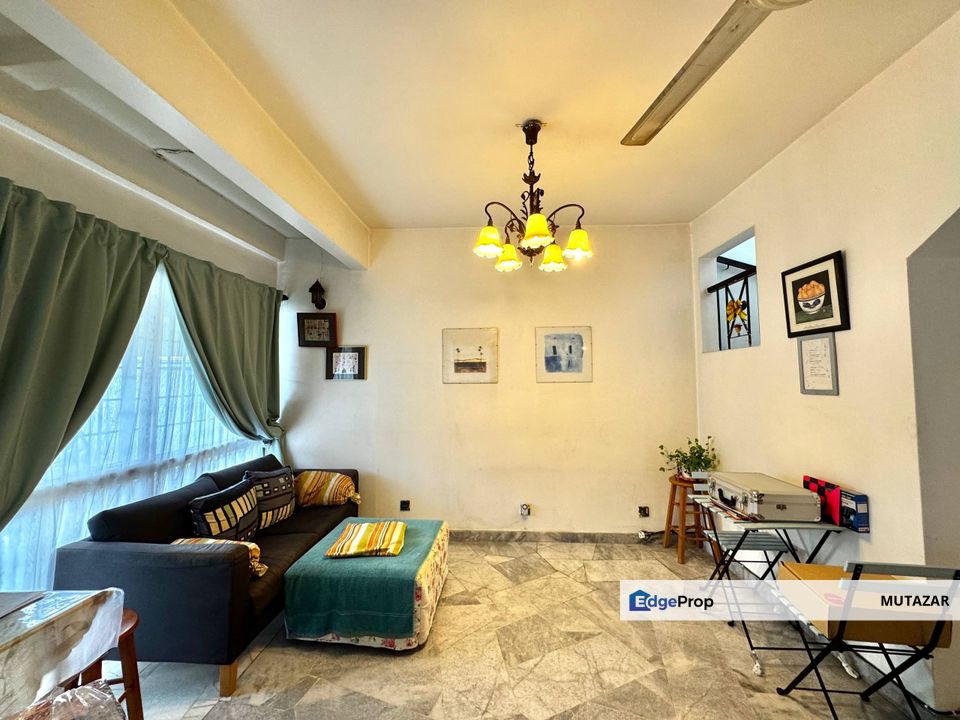 CHEAPEST, End Lot Double Storey Terrace House in USJ 12, Subang Jaya, Near Amenities For Sale, Selangor, USJ