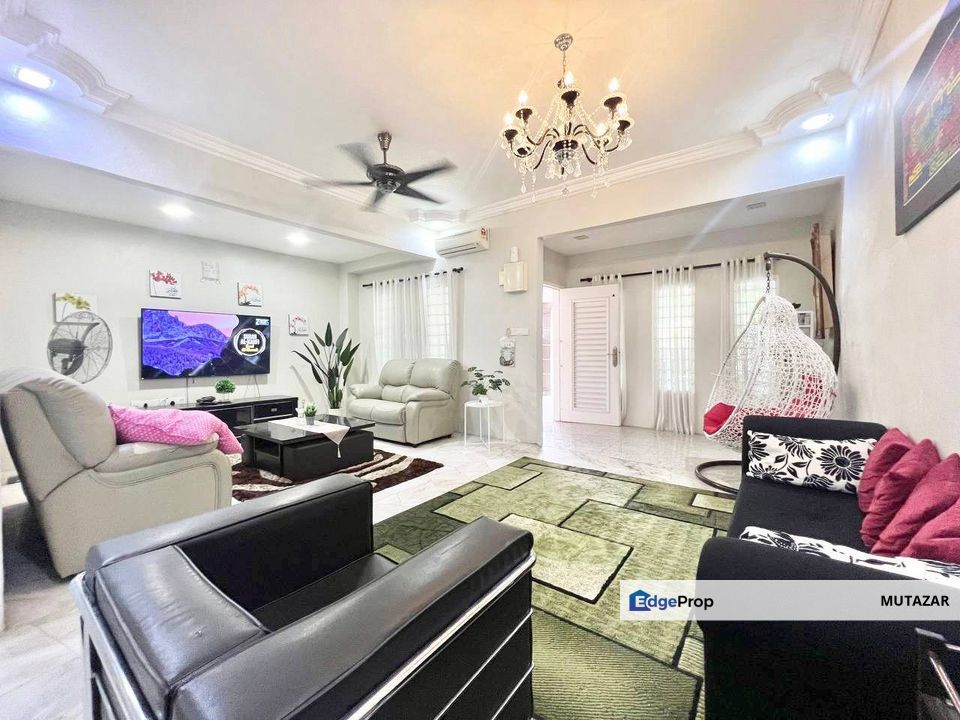 EXTENDED & RENOVATED, Double Storey Terrace House @ Taman Rakan, Kajang - Luas Binaan 2640 sqft For Sale, Selangor, Cheras South