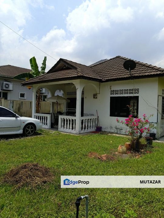 PRIME LOCATION, Single Storey Bungalow at Kampung Batu Muda, Kuala Lumpur - Extra Tanah Luas FOR SALE, Kuala Lumpur, Batu 