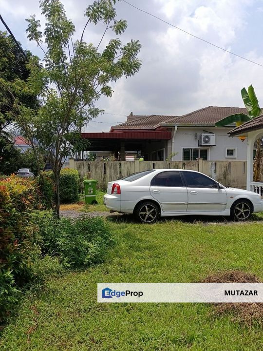 PRIME LOCATION, Single Storey Bungalow at Kampung Batu Muda, Kuala Lumpur - Extra Tanah Luas FOR SALE, Kuala Lumpur, Batu 