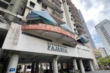 Fajar Ria Apartment
