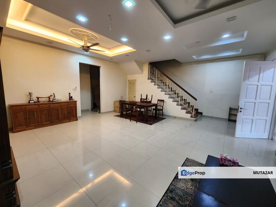 FREEHOLD,  Double Storey Semi-D @ Impian Makmur, Saujana Impian, Kajang - Near School, MRT Station & Impian Golf Club For Sale, Selangor, Kajang