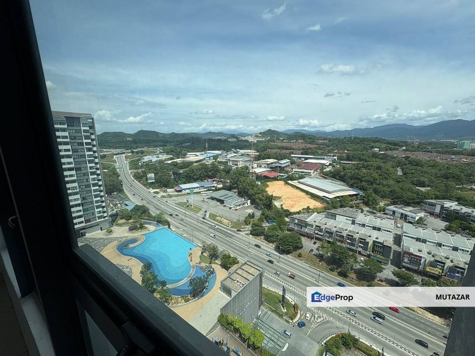 CHEAPEST PRICE & BIGGEST SIZE !!! Kiara Plaza Service Residence @ Semenyih - Facing Swimming Pool  For Sale, Selangor, Semenyih