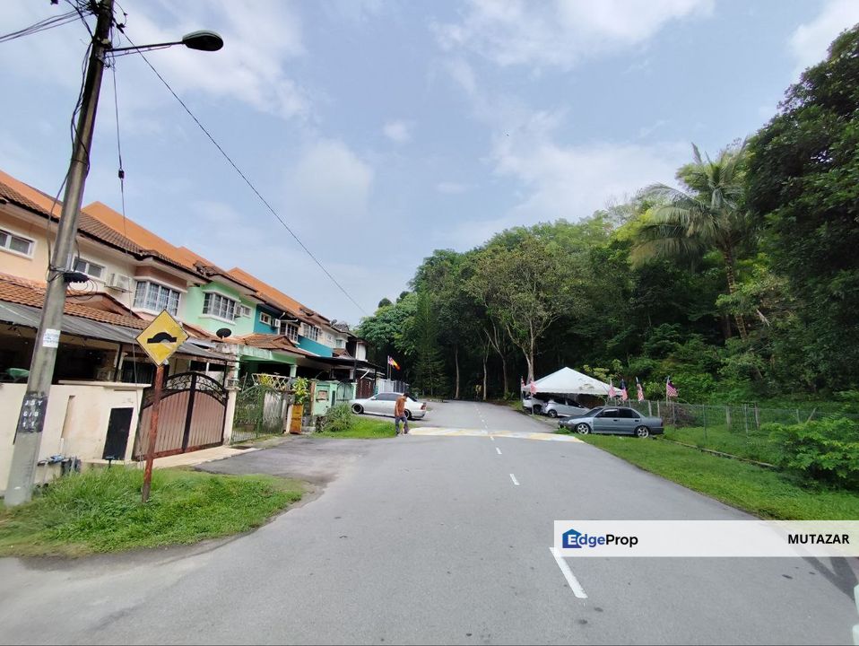 FREEHOLD END LOT, Double Storey Terrace House @ Bandar Sunway Semenyih - FACING OPEN, RENOVATED & FULLY EXTENDED For Sale, Selangor, Semenyih