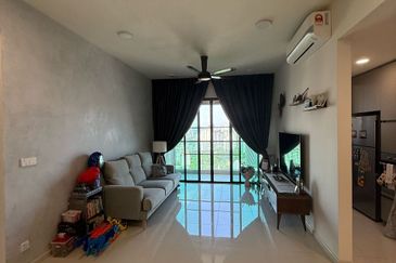 Residensi Solaris Parq