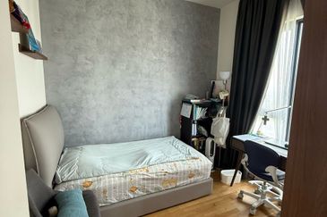 Residensi Solaris Parq