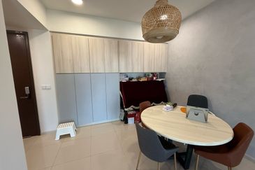 Residensi Solaris Parq