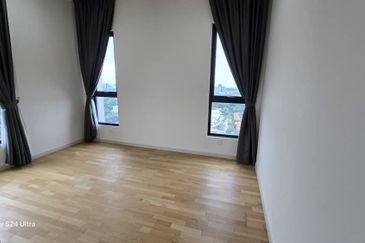 Residensi Solaris Parq