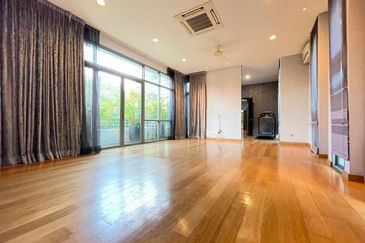 The Residence, Mont Kiara