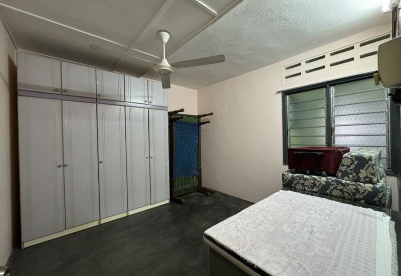 Bangsar, Kuala Lumpur 1.5 storey link house for rent