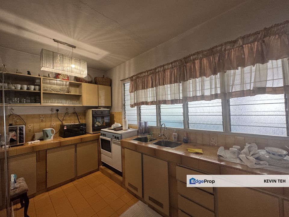 Lucky Garden Bangsar double storey coner house for sale, Kuala Lumpur, Bangsar