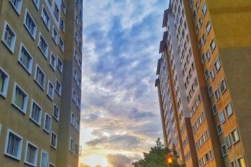 Putra Suria Residency Apartment