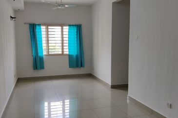 Putra Suria Residency Apartment