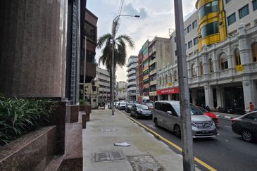 Jalan Hang Lekiu/ Jalan Klyne