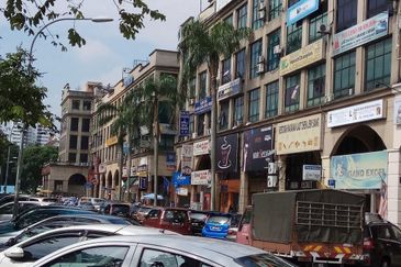 Sentul Raya Boulevard