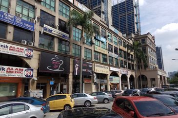 Sentul Raya Boulevard