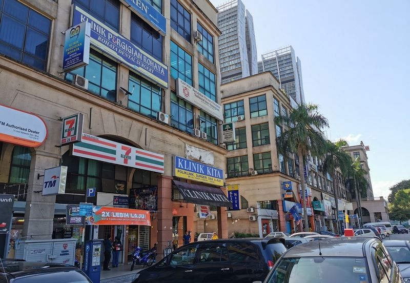 Sentul Raya Boulevard