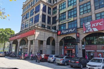 Sentul Raya Boulevard