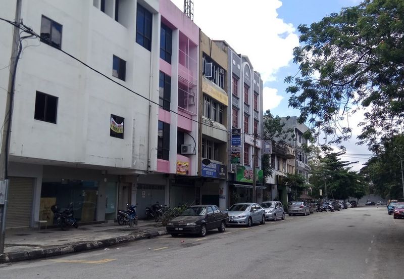 Jalan Haji Salleh