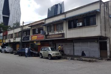 Jalan Haji Salleh