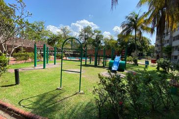 Sri Jelatek Condominium