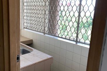 Sri Jelatek Condominium