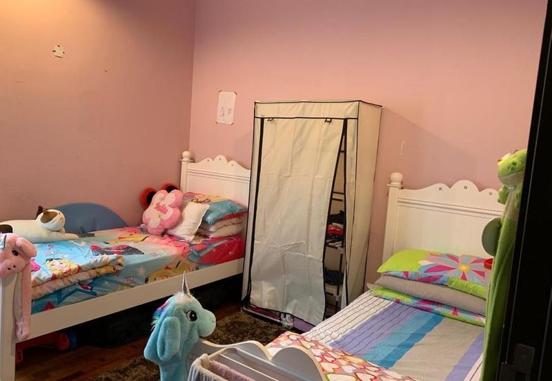 16 Quartz Melawati Condominium