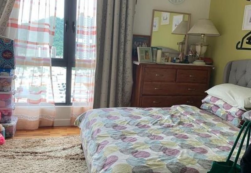 16 Quartz Melawati Condominium