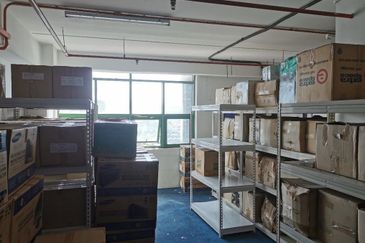 Wisma Zelan(Number One Business Centre)