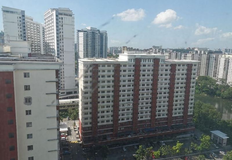 Wisma Zelan(Number One Business Centre)