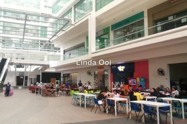 Pusat Komersil Southgate