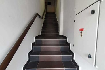 Wisma Columbia Cheras For Sale