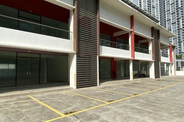 Hexa Commercial Centre