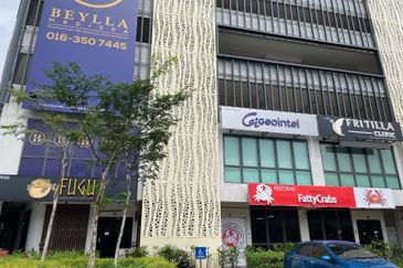 Liberty Arc Retail @Ulu Kelang 