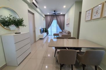 Sinaran Residensi by Binastra (Sinaran Wangsa Maju)