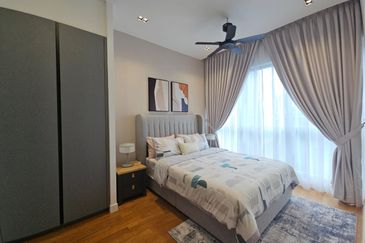 Aria Luxury Residence