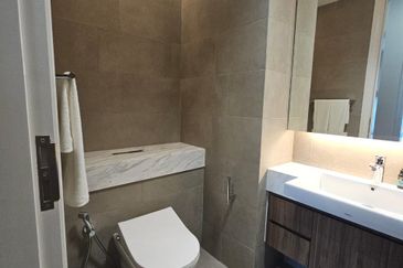 Aria Luxury Residence