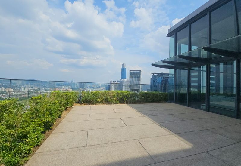 Aria Luxury Residence