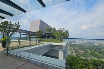 Aria Luxury Residence