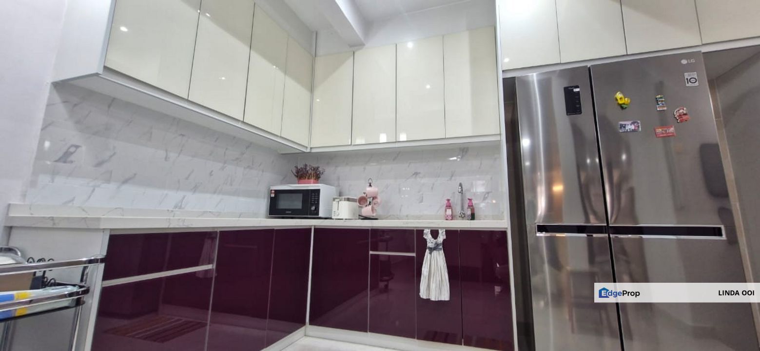 For Sale: Stunning 3.5-Storey Terraced House at Taman Bukit Utama, Selangor, Ulu Kelang