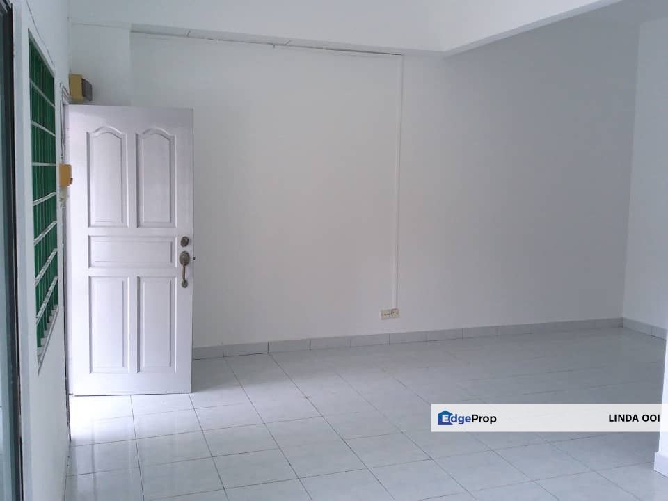 2 storey terrace house at Taman Puchong Prima, Selangor, Puchong