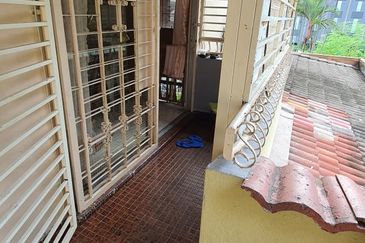 Jalan Bunga Anggerik 