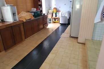 Jalan Bunga Anggerik 