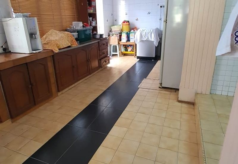 Jalan Bunga Anggerik 