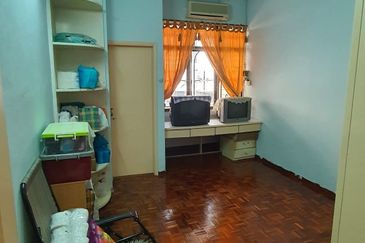 Jalan Bunga Anggerik 