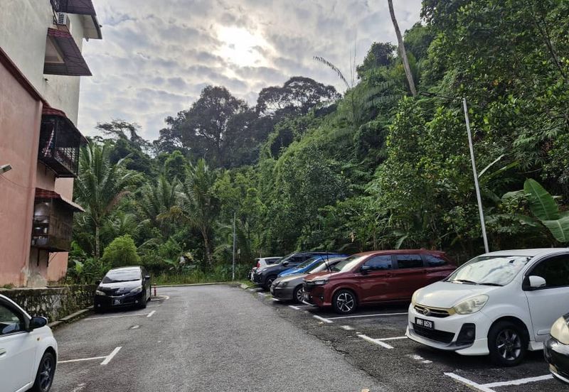 Sri Wira Apartment, Ukay Perdana