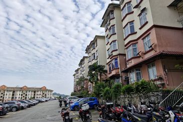 Sri Wira Apartment, Ukay Perdana