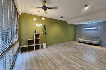 The Capers Sentul East